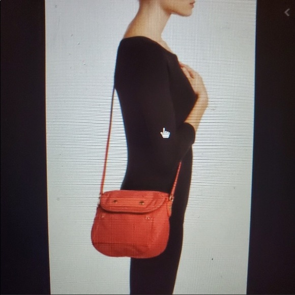 MARC JACOBS CLASSIC NATASHA CROSSBODY - Picture 7 of 12